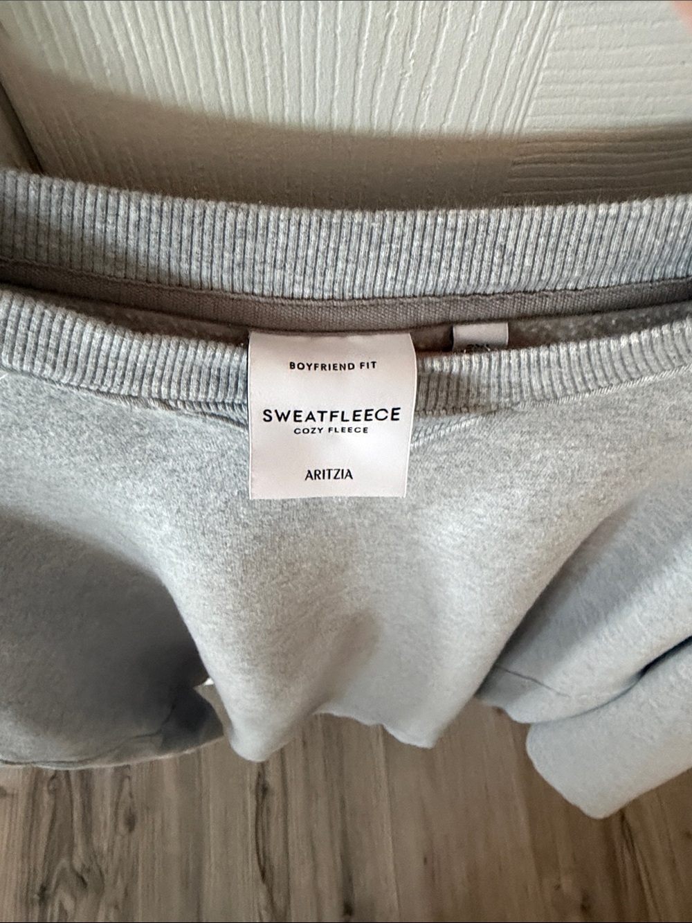 Aritzia Sweatfleece boyfriend Crewneck